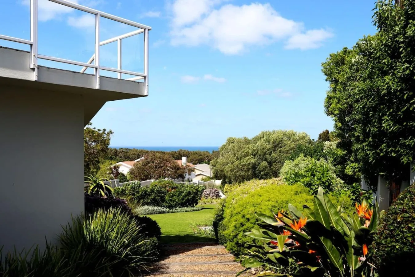 Home with an Ocean View | Voëlklip