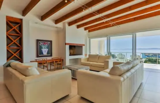 111 Memories | Coastal Calm & Contemporary Comfort in De Kelders