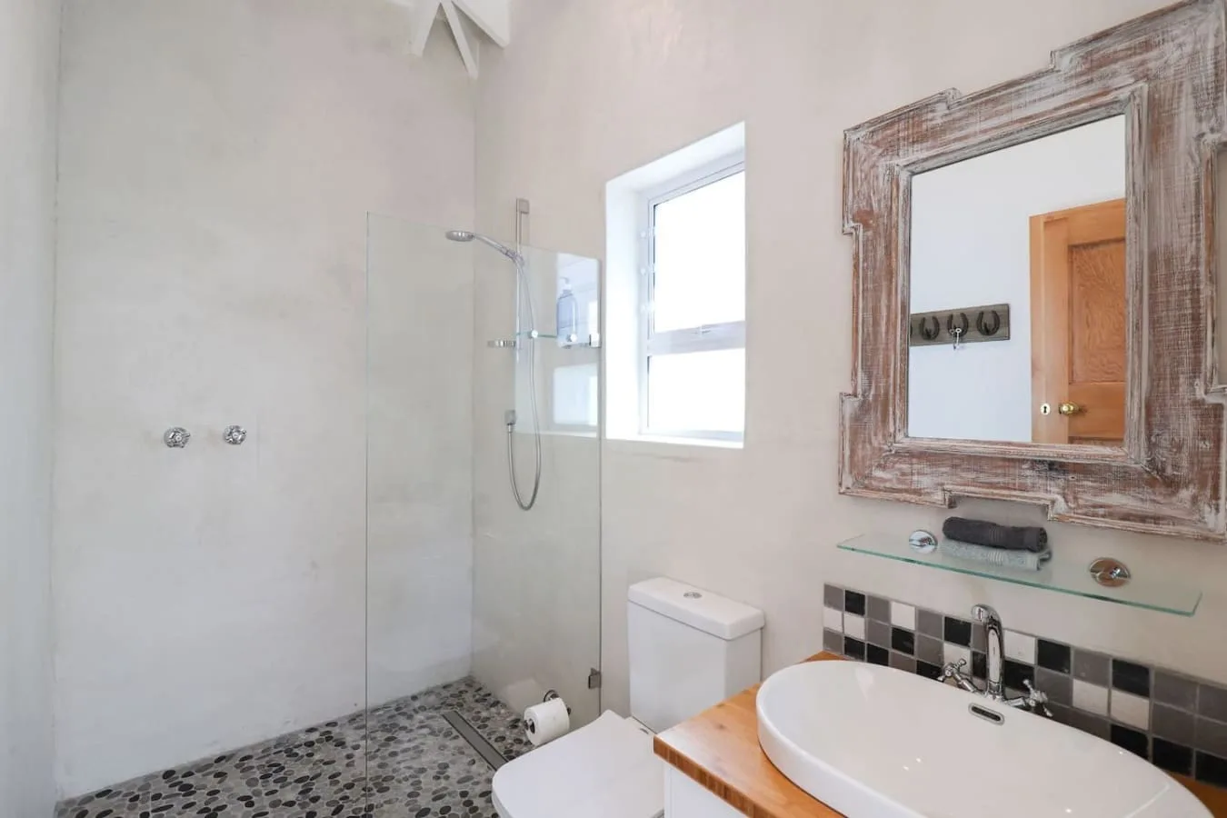 78 Beach Road | Oceanfront Cottage | Splash Pool