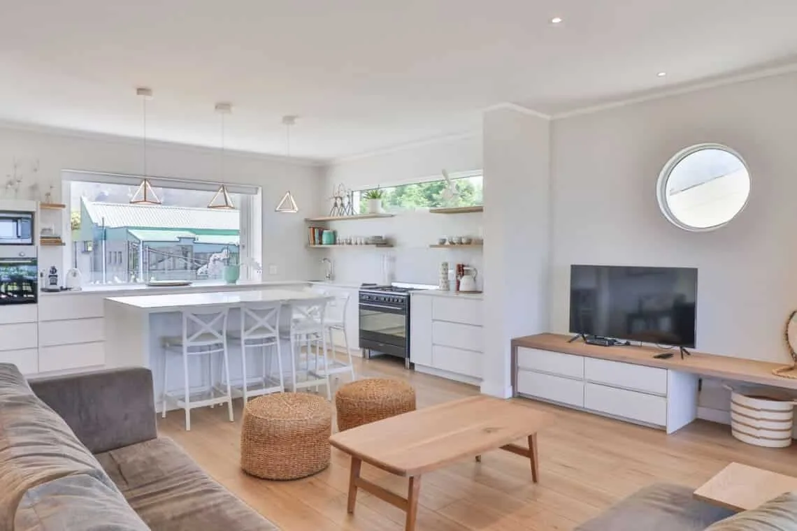 34 Mossel River 8 | Sleeps 8 | Ocean Views Hermanus