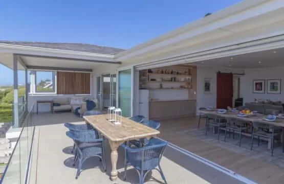 34 Mossel River 8 | Sleeps 8 | Ocean Views Hermanus