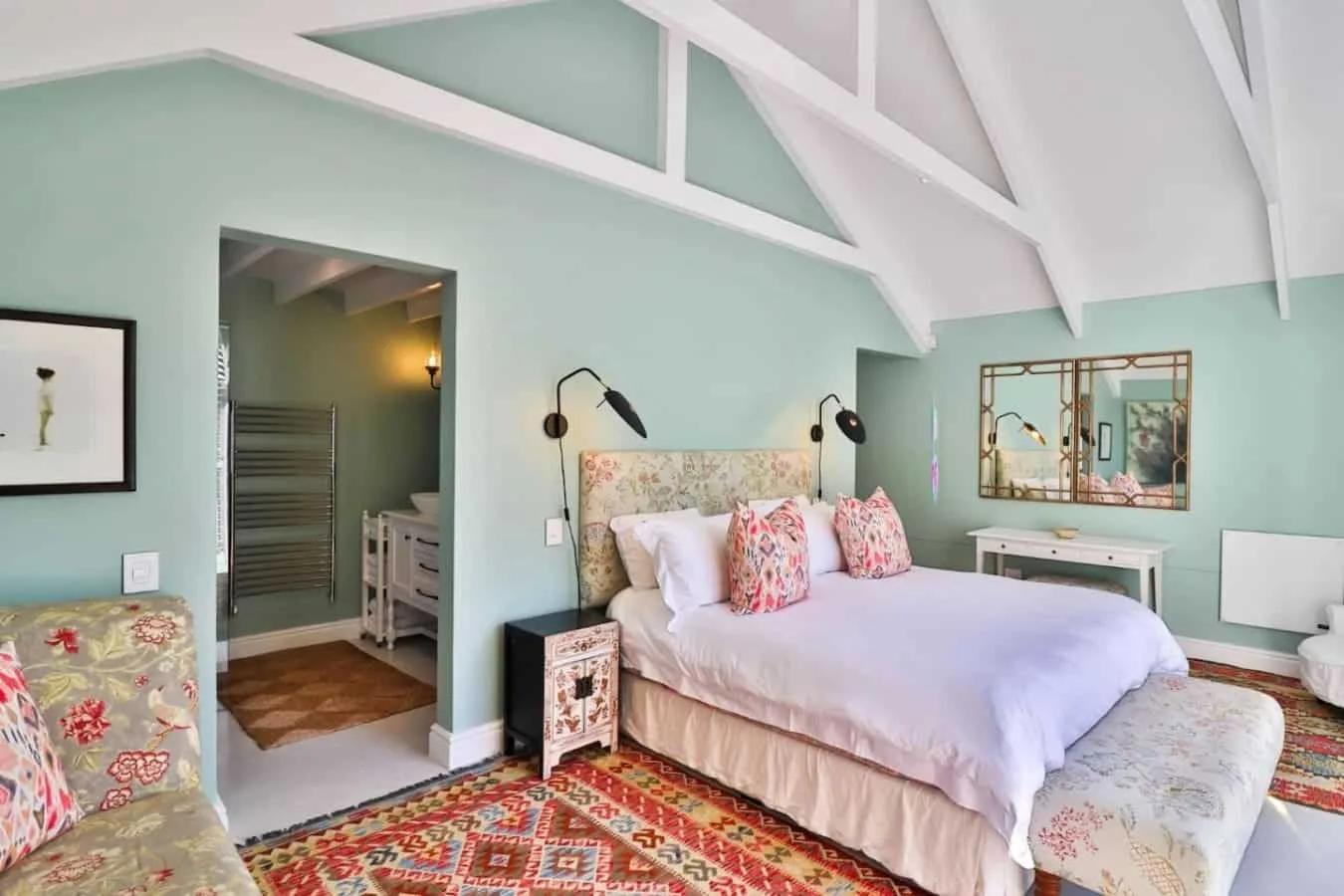 Ant’s Nest Voelklip villa | Plunge pool, Sleeps 10