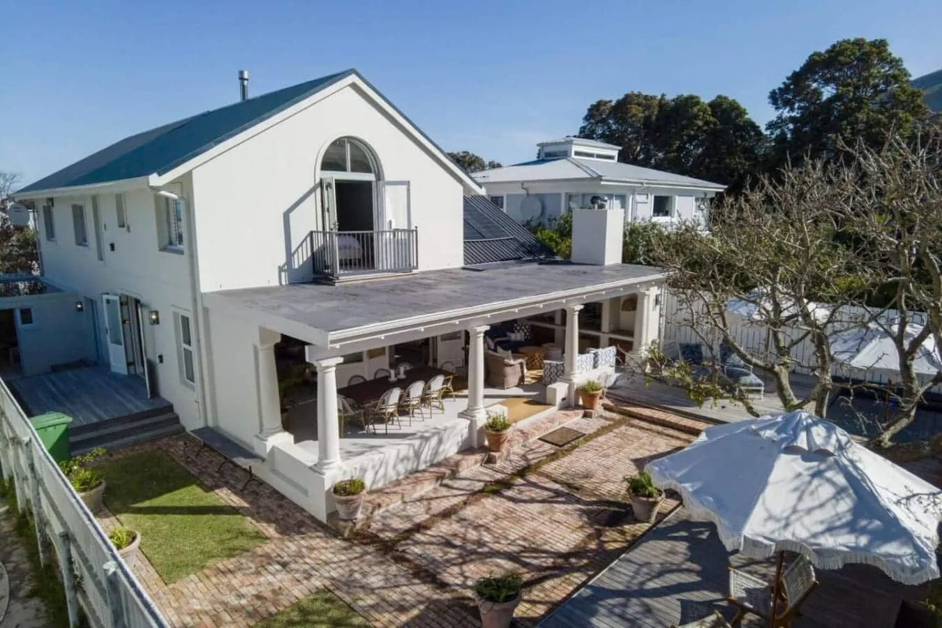 Ant’s Nest Voelklip villa | Plunge pool, Sleeps 10