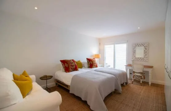 Ant’s Nest Voelklip villa | Plunge pool, Sleeps 10