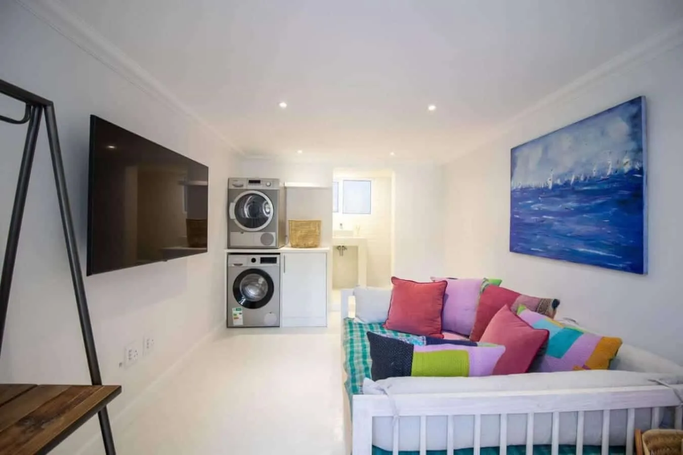 Ant’s Nest Voelklip villa | Plunge pool, Sleeps 10