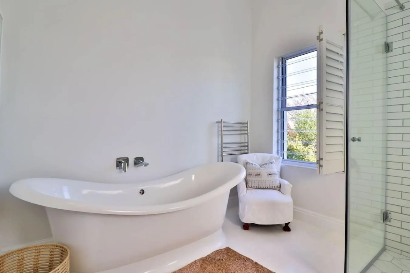 Ant’s Nest Voelklip villa | Plunge pool, Sleeps 10