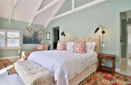 Ant’s Nest Voelklip villa | Plunge pool, Sleeps 10