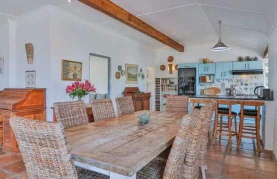 Elaine’s Villa | Onrus Ocean View | Pet Friendly