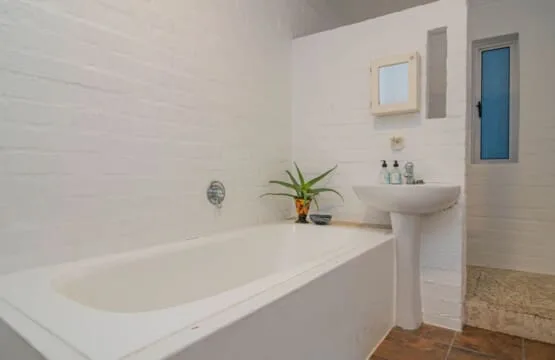 Elaine’s Villa | Onrus Ocean View | Pet Friendly