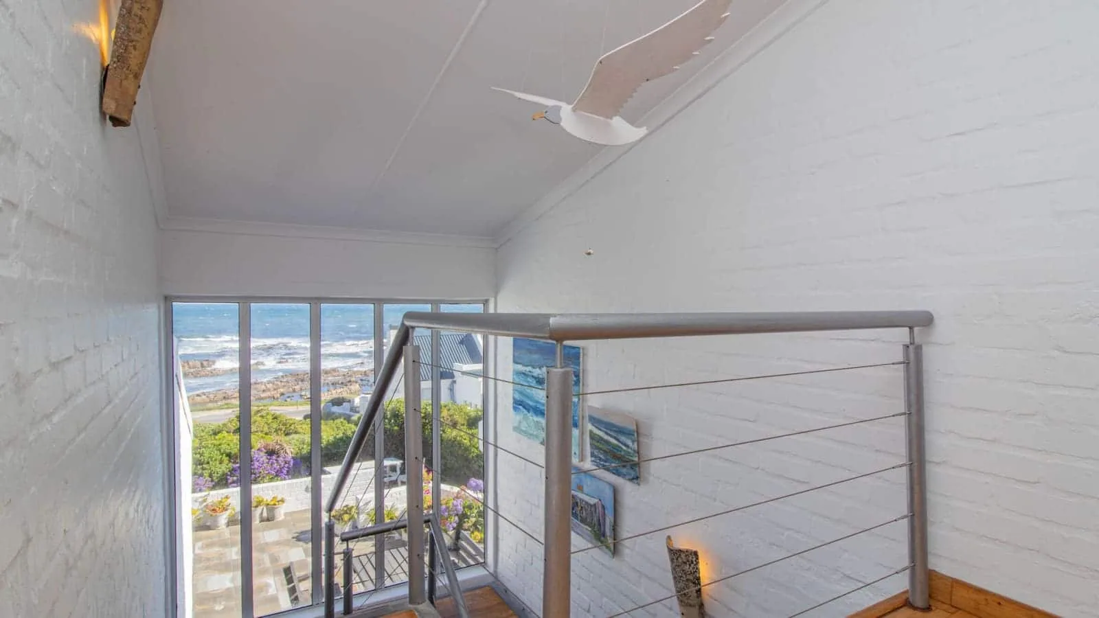 Elaine’s Villa | Onrus Ocean View | Pet Friendly
