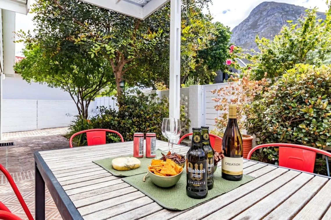 Ladybird | Mountain View Cottage, Voelklip
