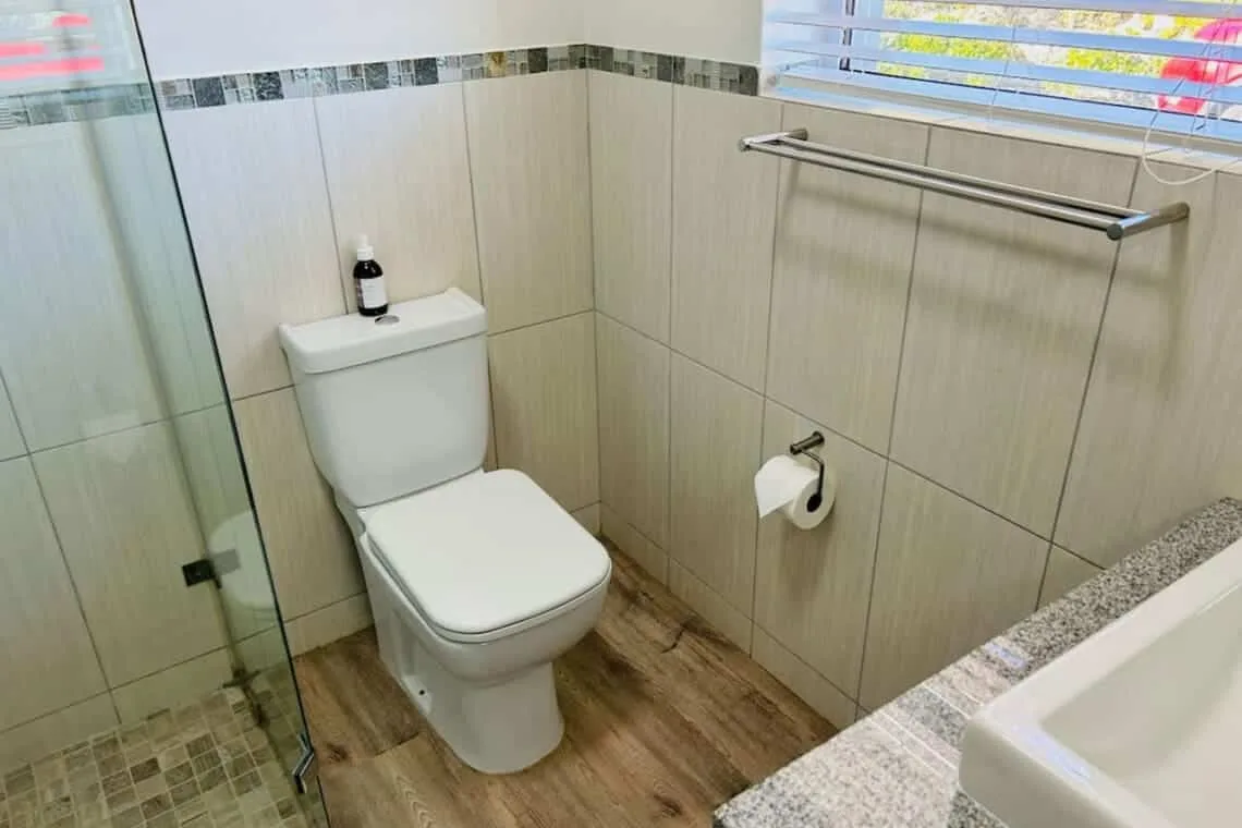 Sunbird Villa | Onrus | Sea and Mountain Views