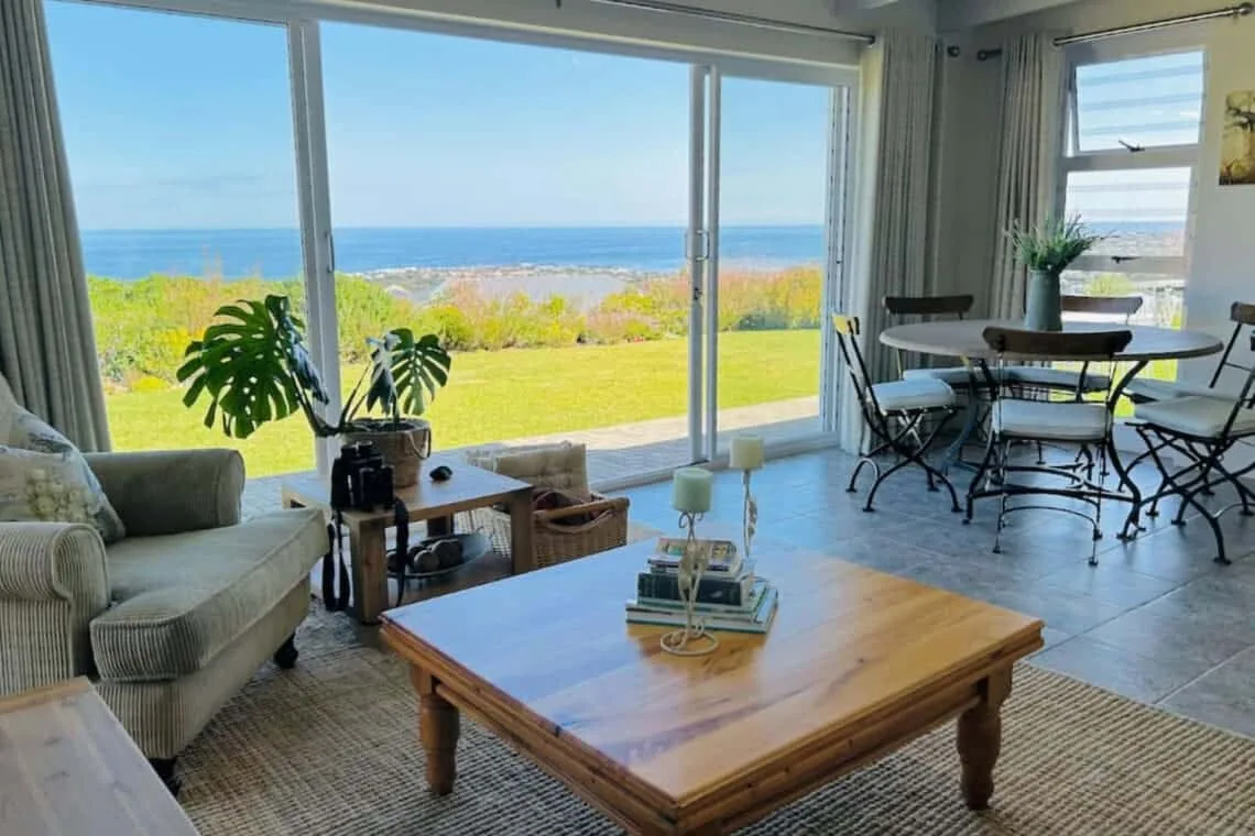 Sunbird Villa | Onrus | Sea and Mountain Views