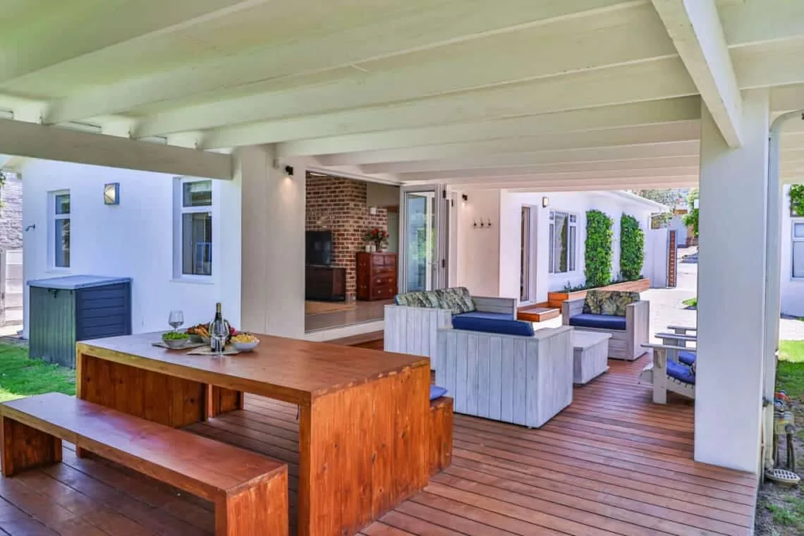 Hibiscus on Fourth | Tasteful family haven