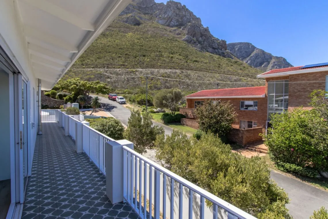 Zo’luha | Voëlklip Family Villa | Mountain Views