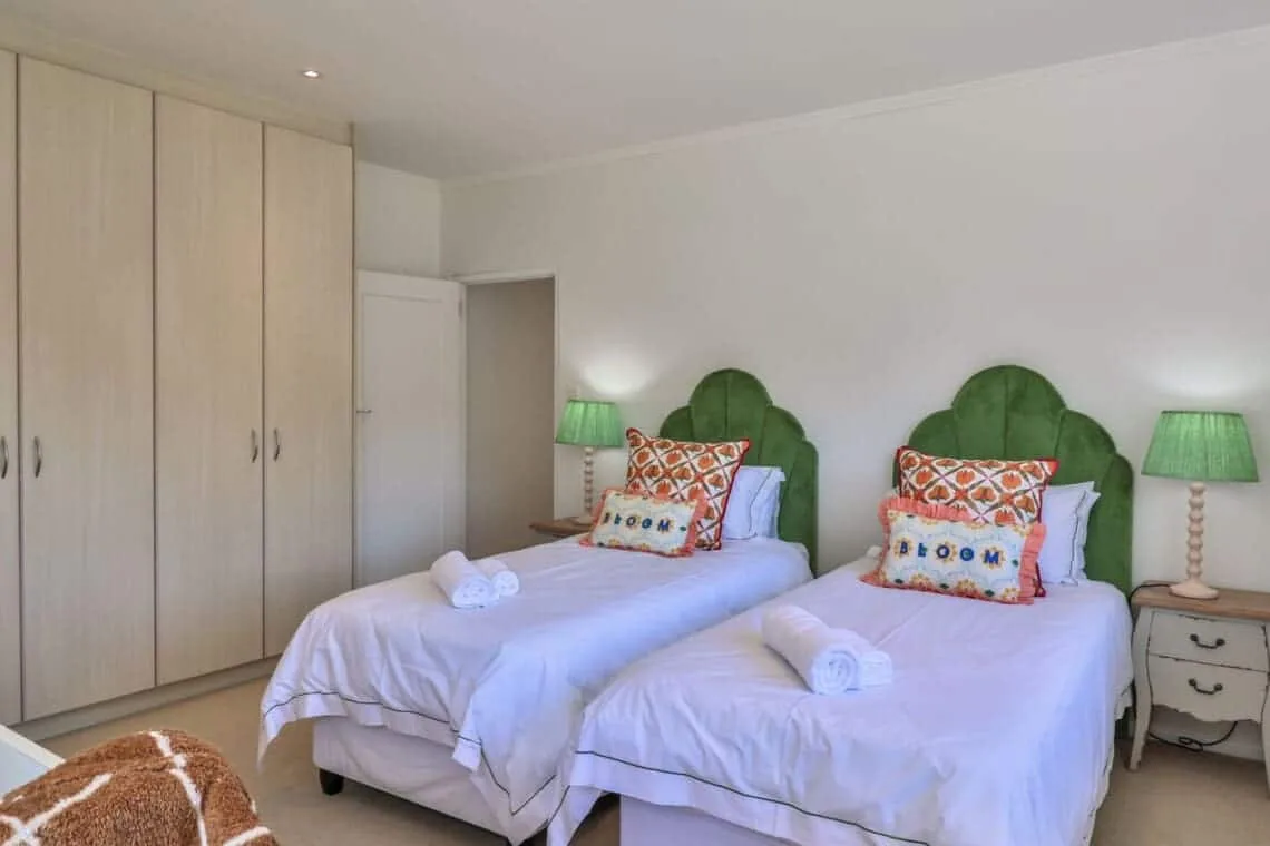 Zo’luha | Voëlklip Family Villa | Mountain Views