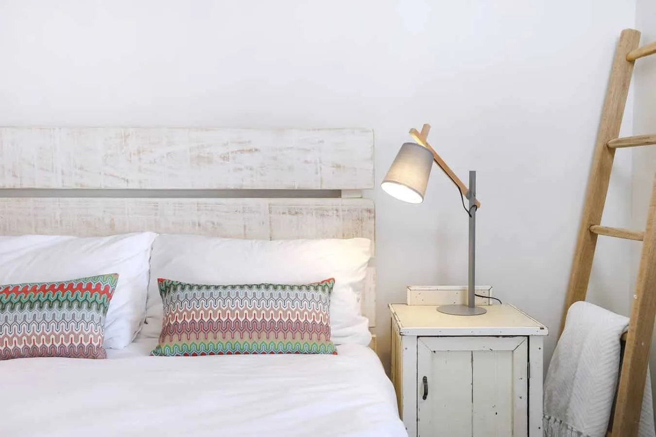 235 on Tenth | Hermanus Villa | Beach Walks & Pets