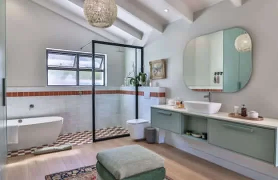 Reservoir House | Elegant design | Easy living!