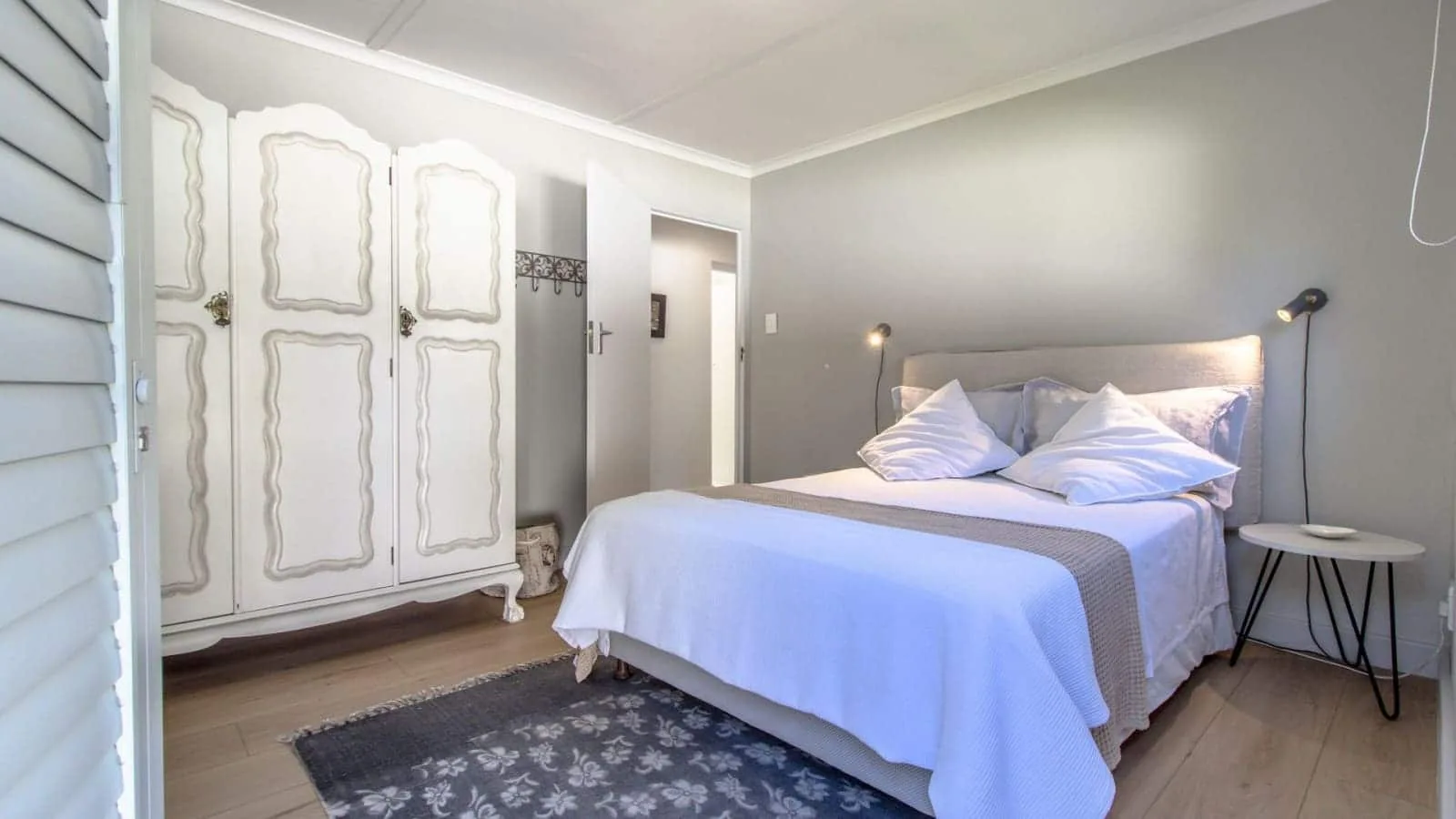 Reservoir House | Elegant design | Easy living!