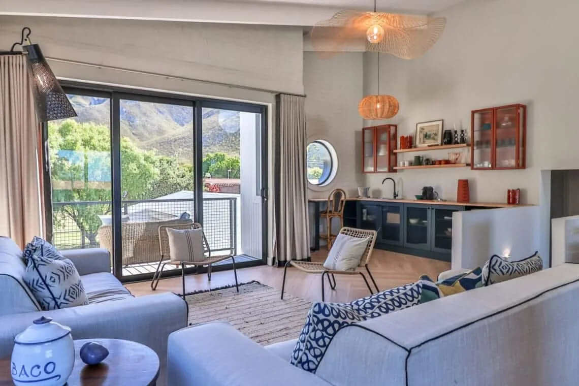 Reservoir House | Elegant design | Easy living!