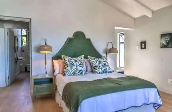 Reservoir House | Elegant design | Easy living!
