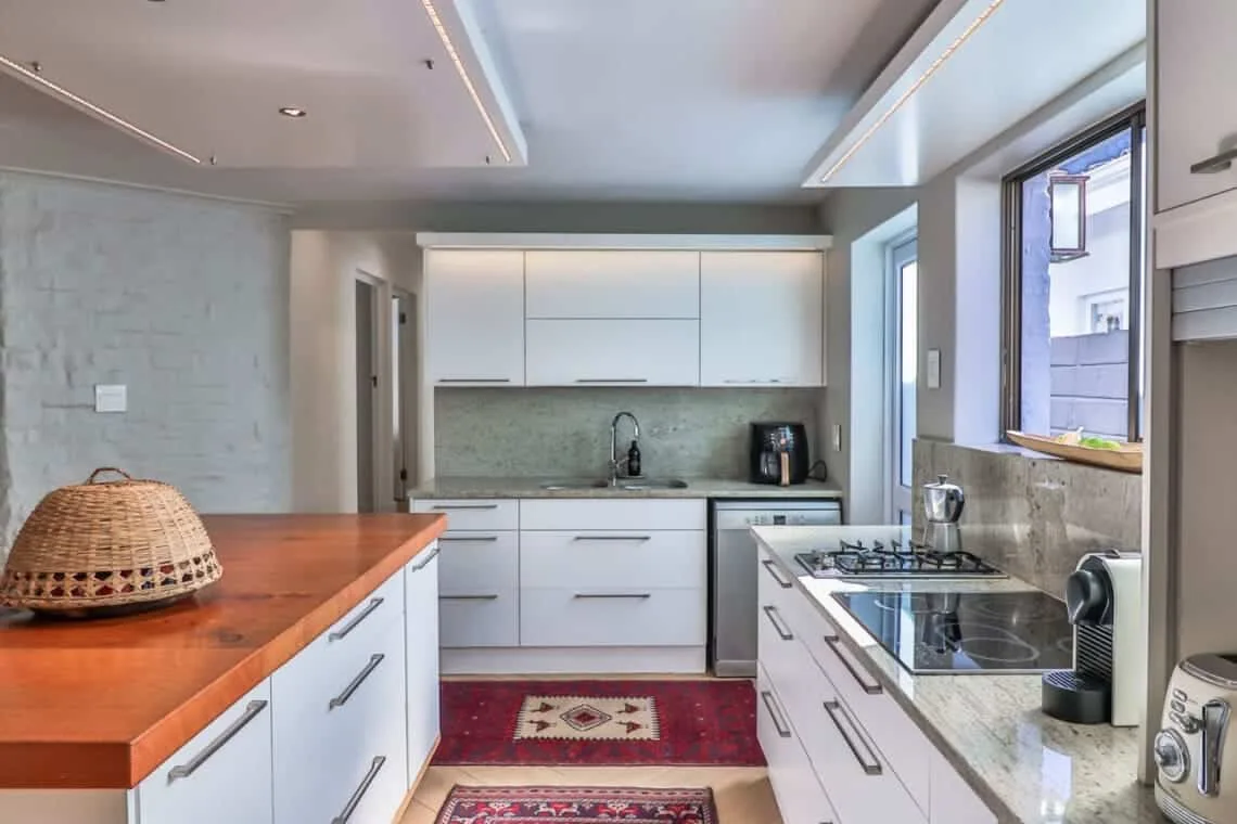 Reservoir House | Elegant design | Easy living!