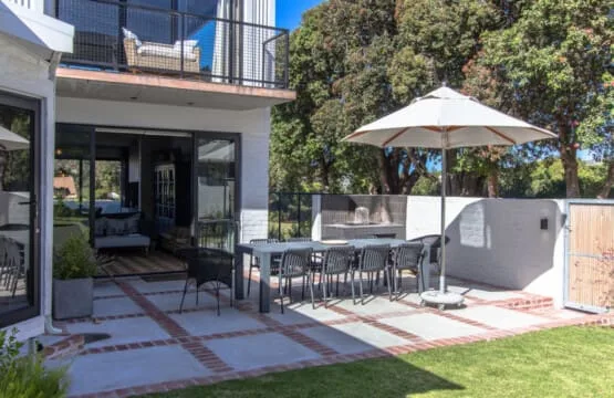 Reservoir House | Elegant design | Easy living!