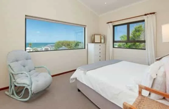 142 on 10th | Family Living | Voëlklip Beach