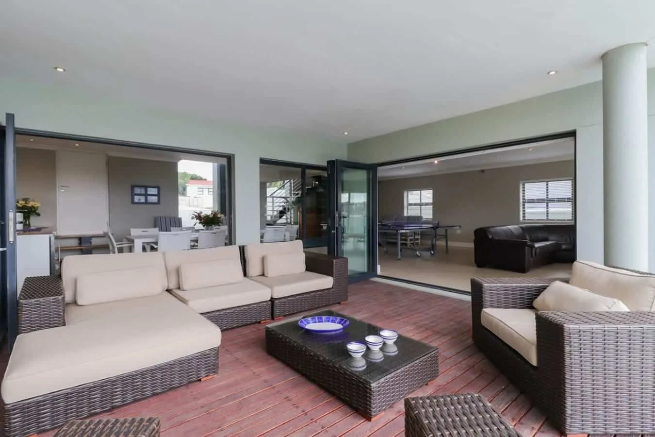 72 on Vyfer Villa, De Kelders | Whale Watching, Pool