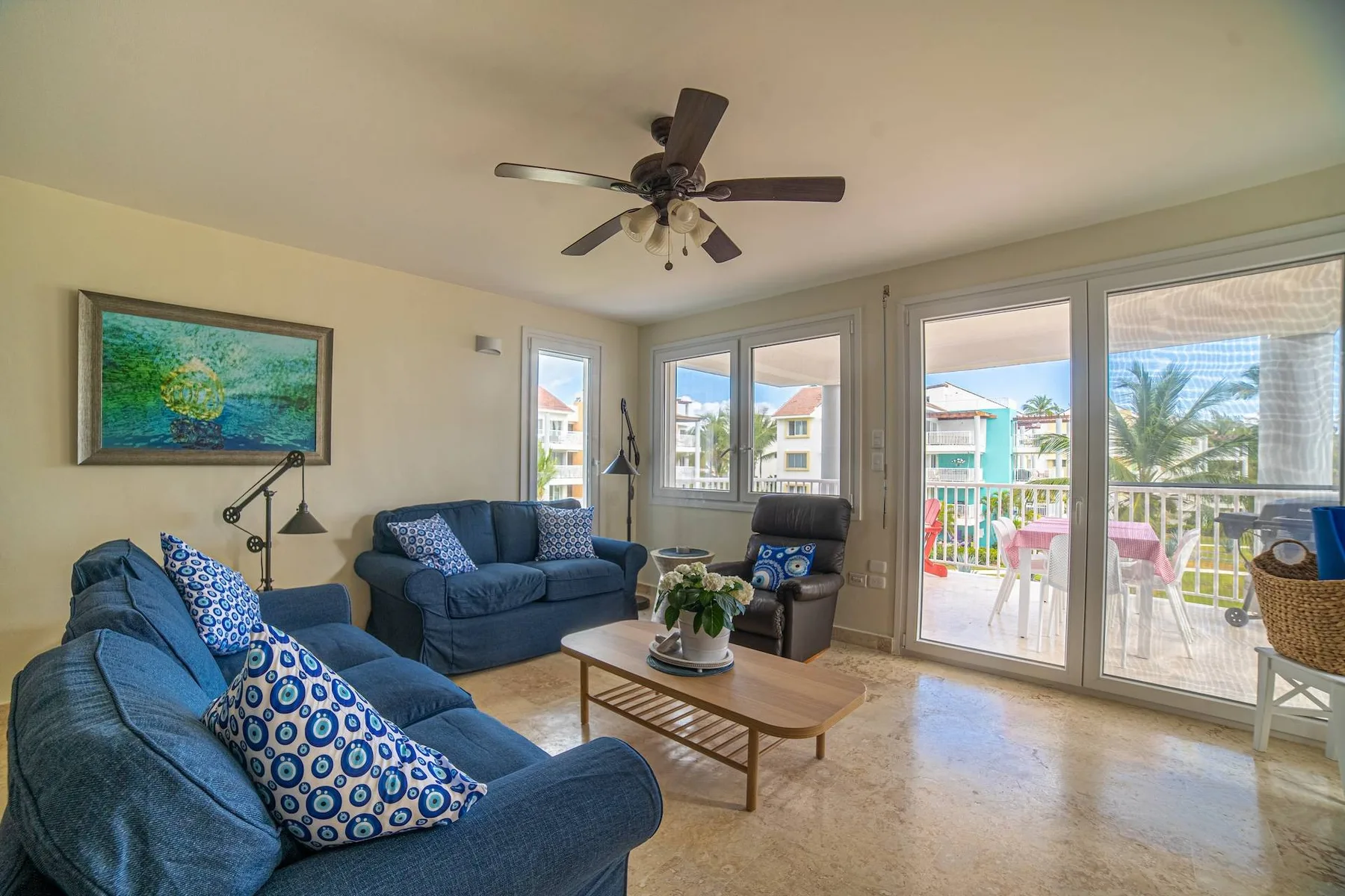Playa Turquesa M302, 300 Mbps, Private Beach Access