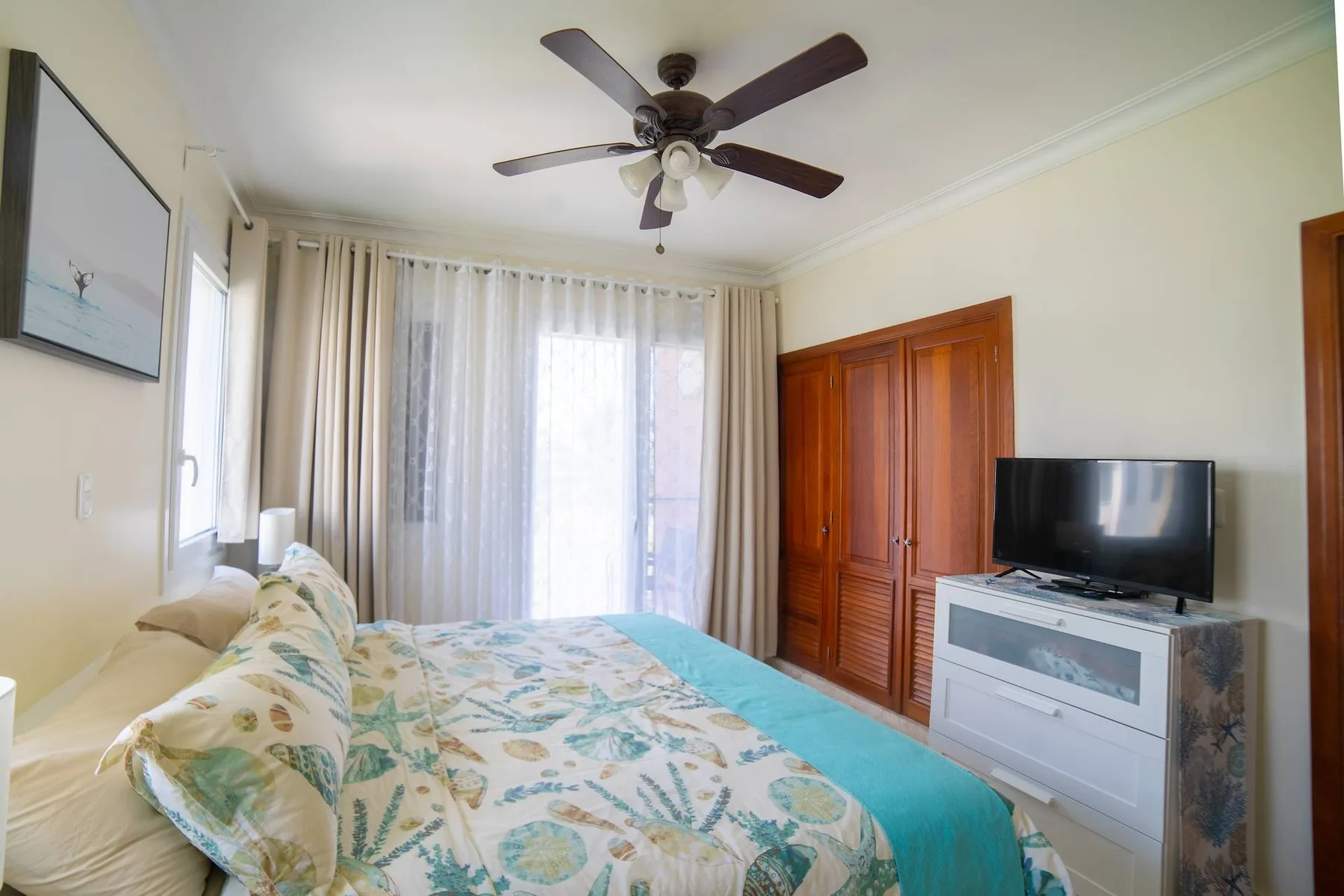 Playa Turquesa M302, 300 Mbps, Private Beach Access