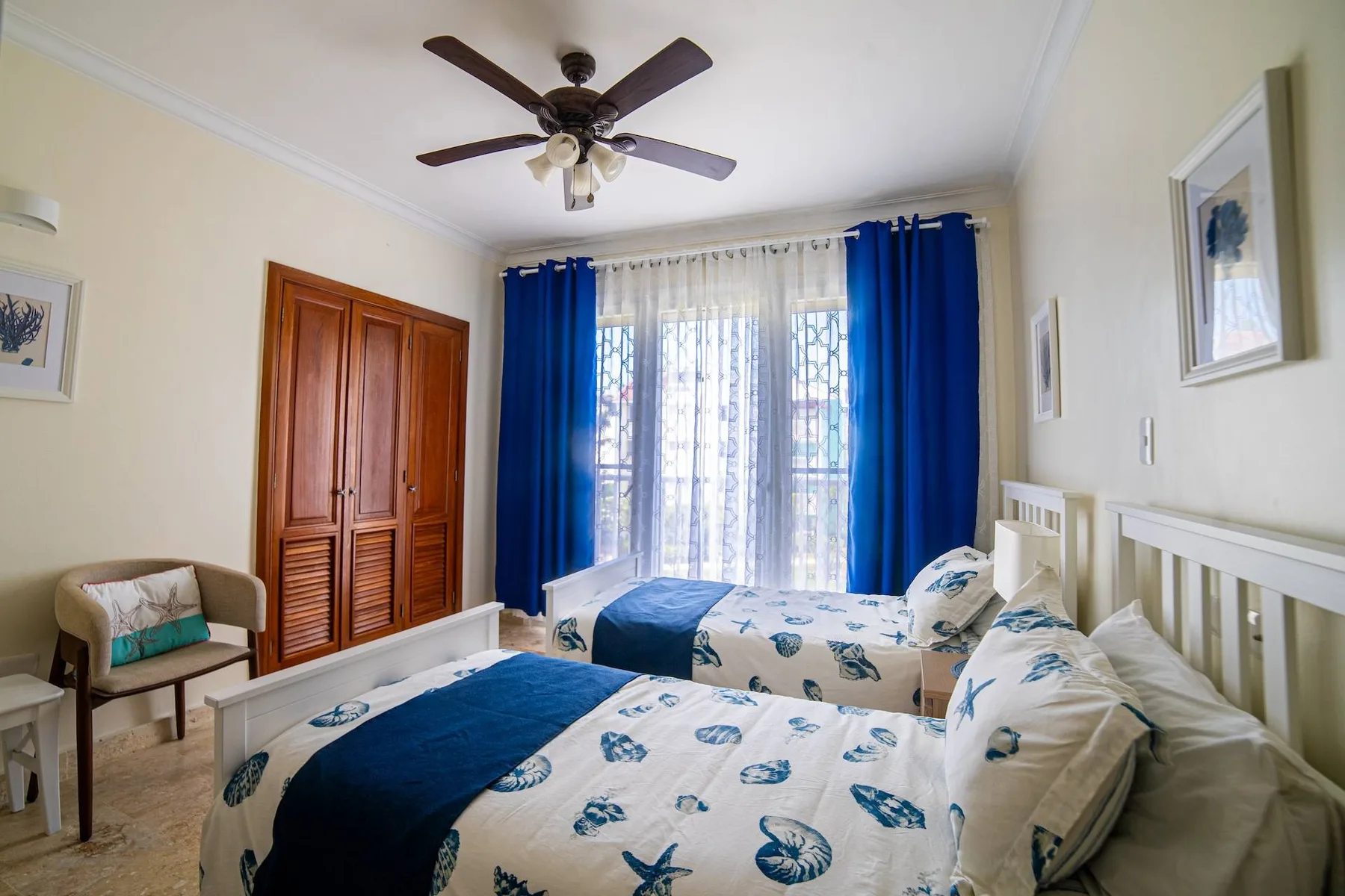 Playa Turquesa M302, 300 Mbps, Private Beach Access