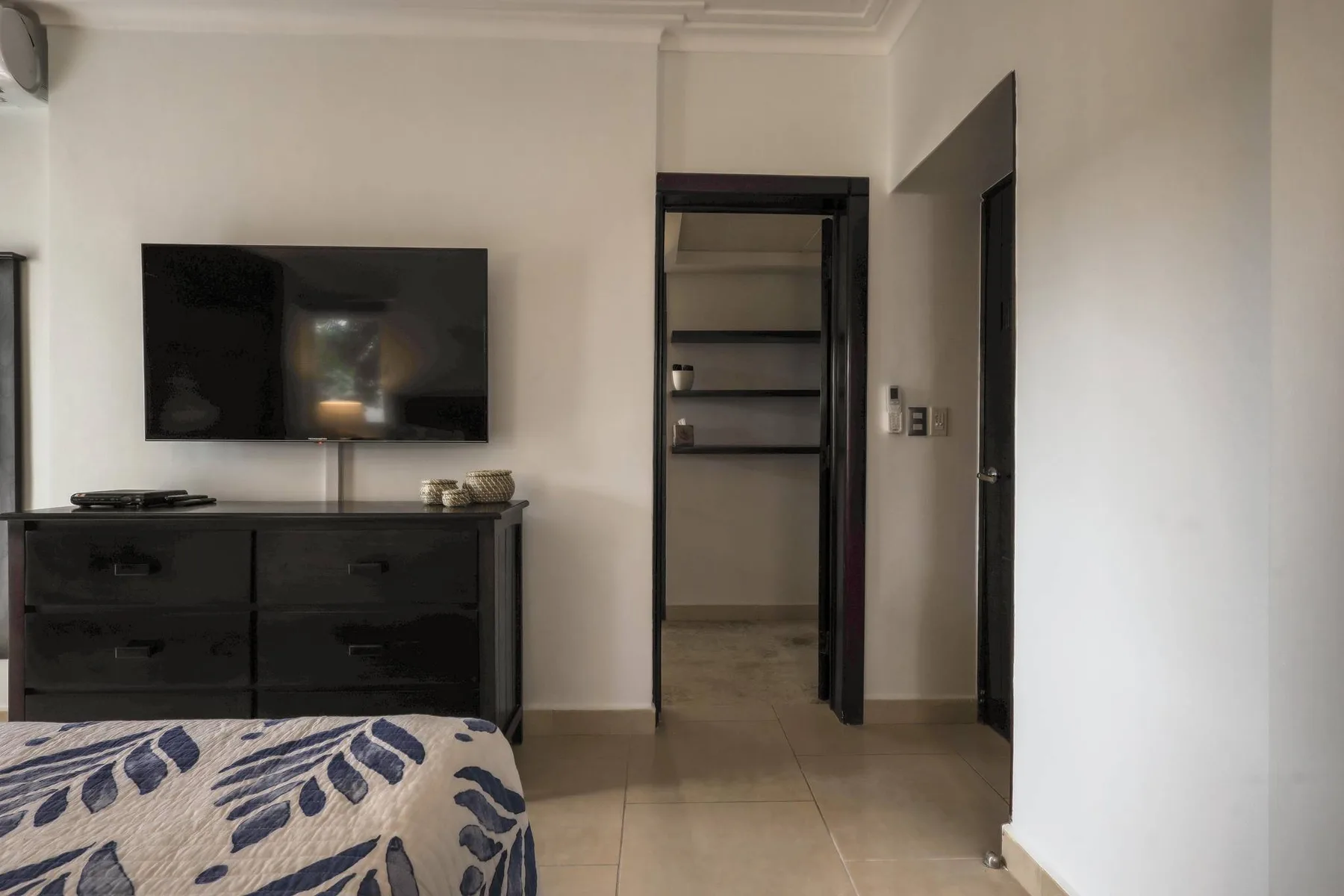Costa Hermosa F101LO_200Mbps_Pool_BBQ_Walk to the Beach