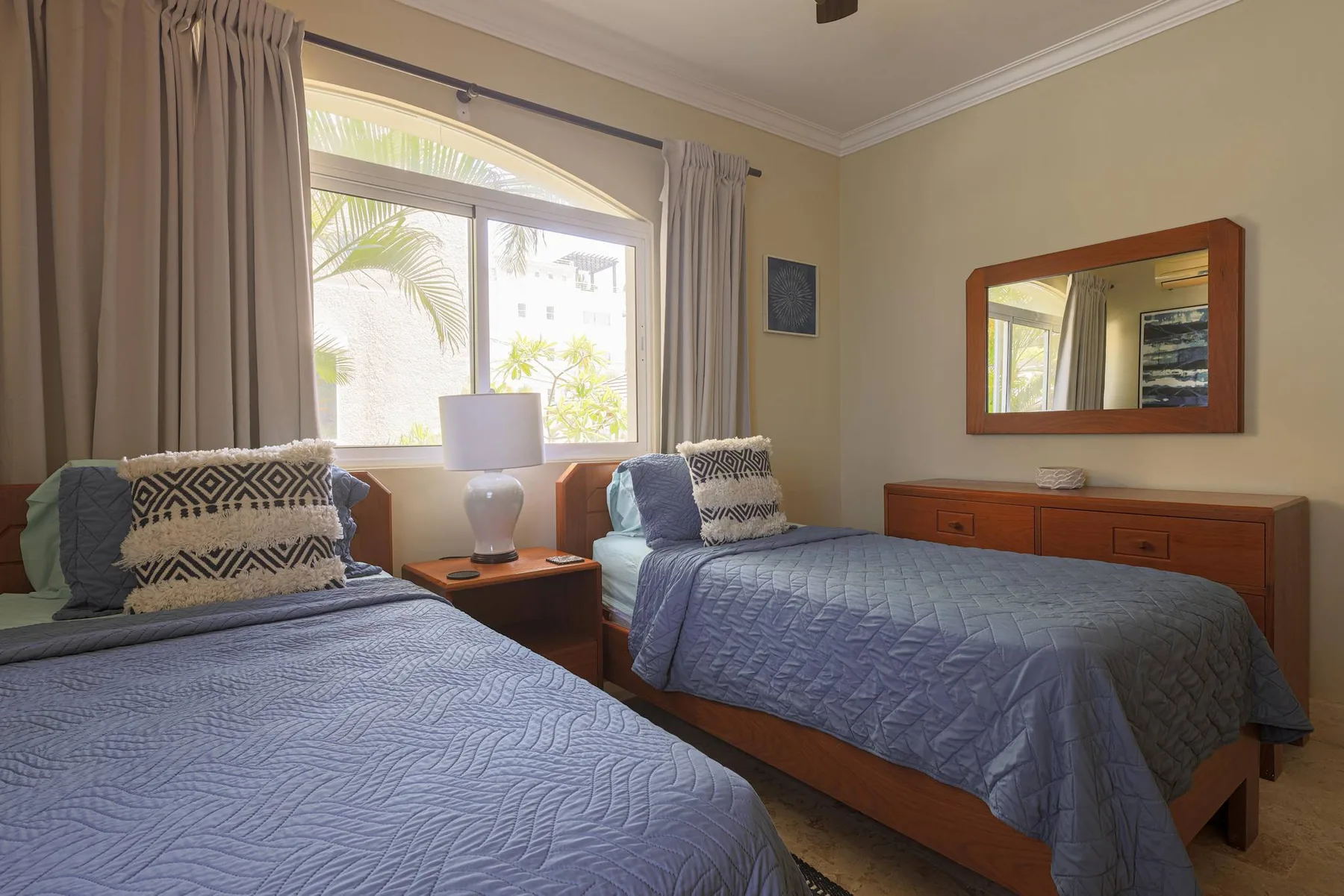 Beach Residency B2_200Mbps_Pool_Walk2Beach!