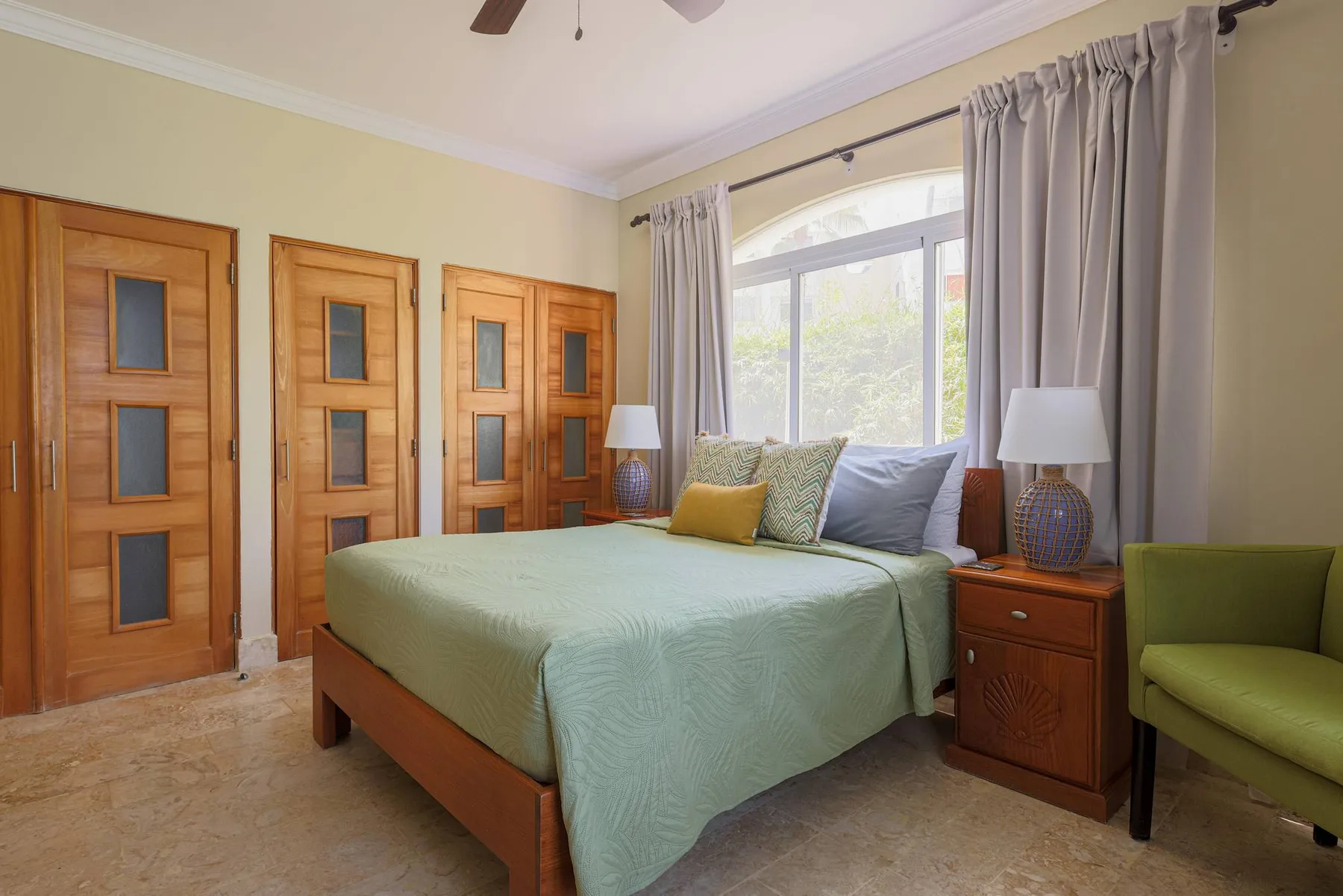 Beach Residency B2_200Mbps_Pool_Walk2Beach!