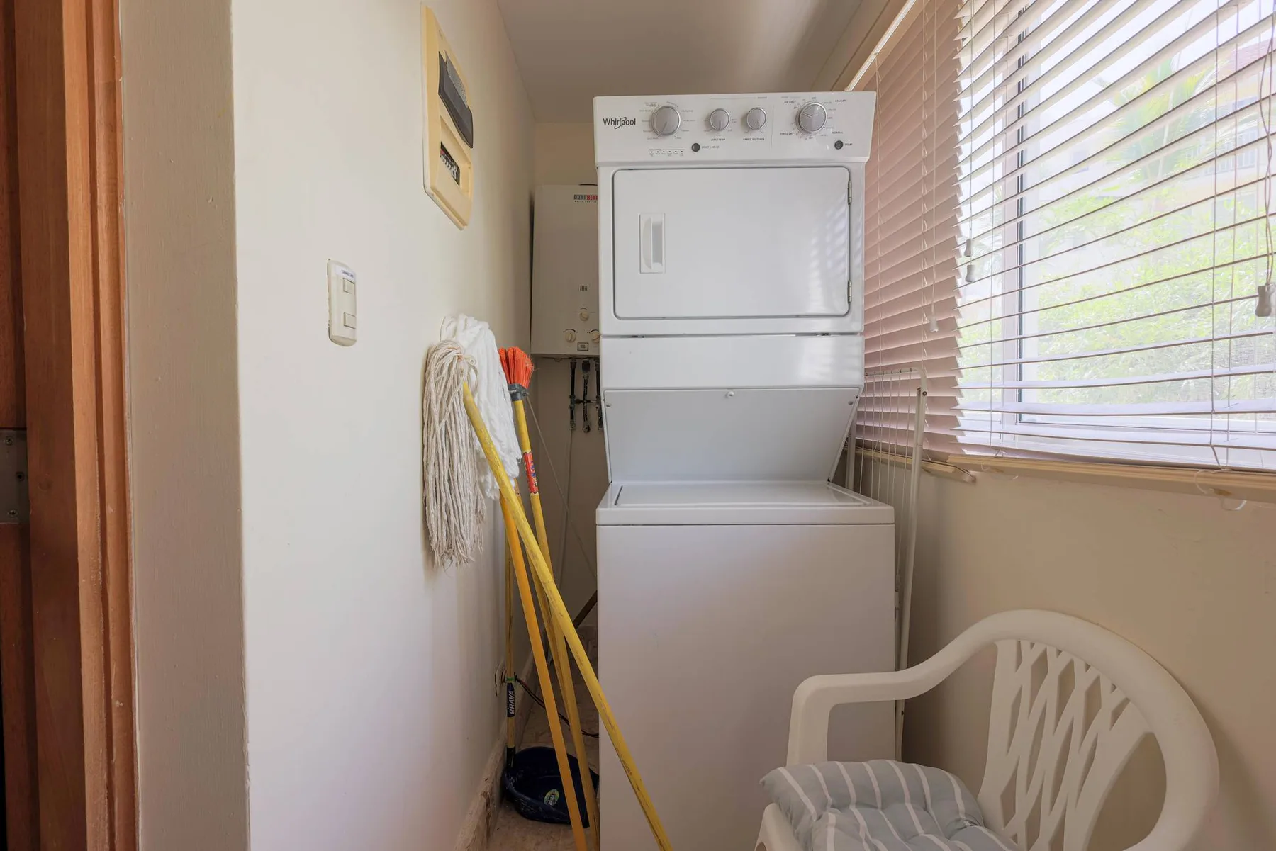 Beach Residency B2_200Mbps_Pool_Walk2Beach!