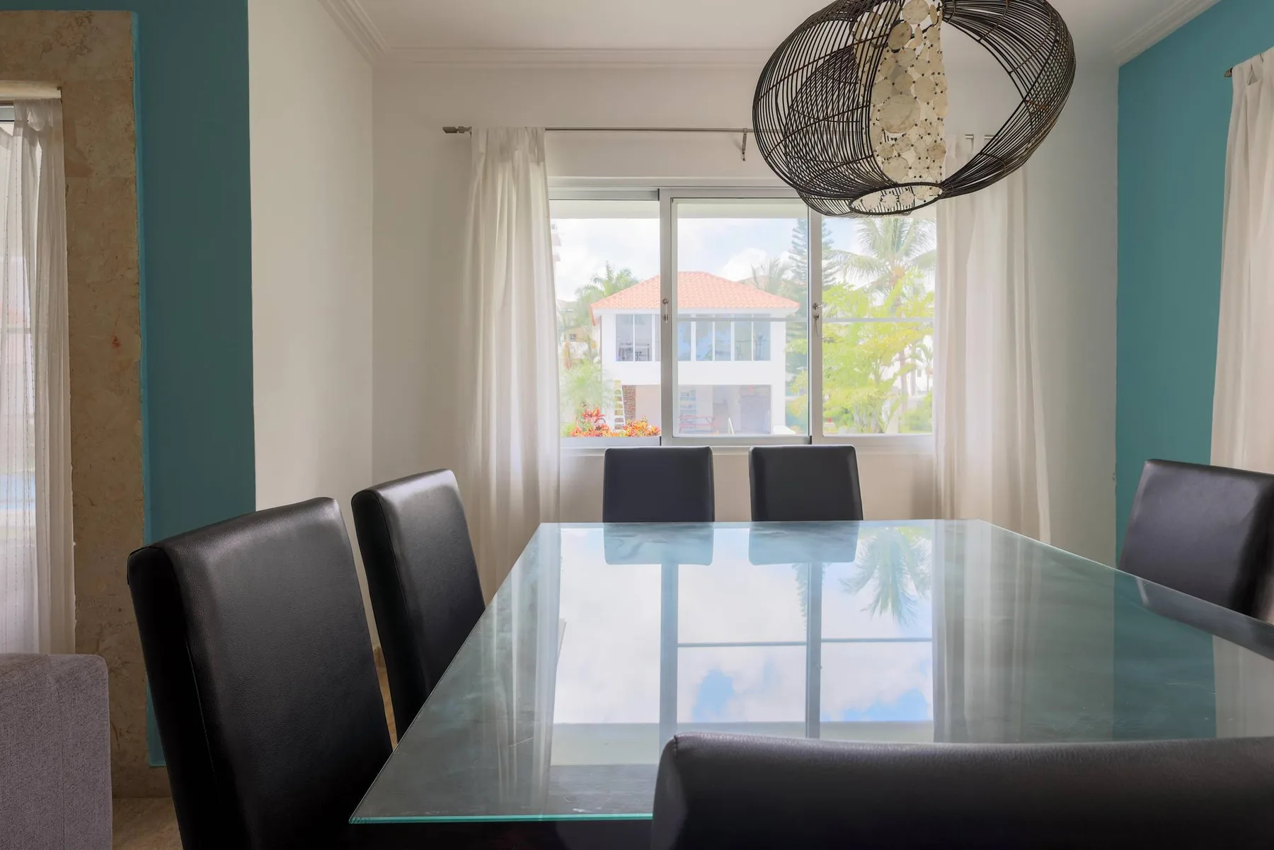 Corte Sea C101LO_200Mbps_Pool_Gym_Walk to Beach!