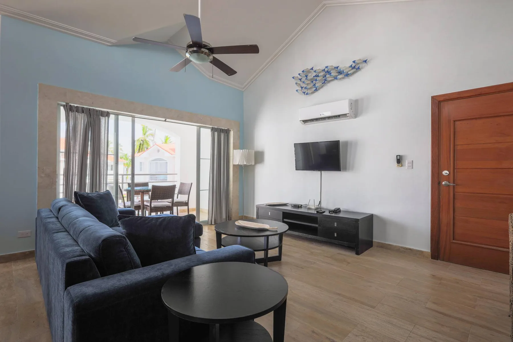 Corte Sea D302LO_200Mbps_Private RoofDeck_Walk2Beach