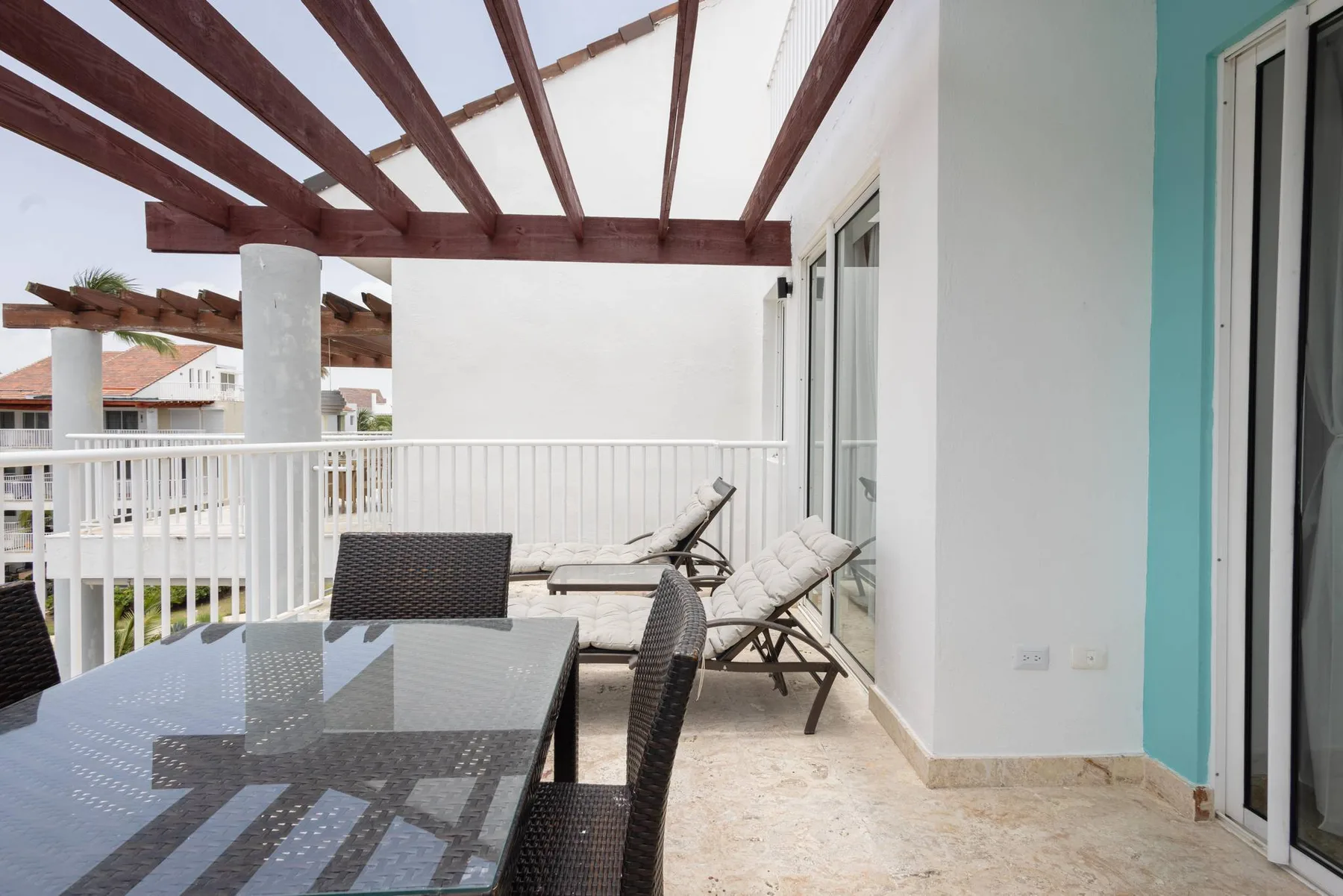 Playa Turquesa D403LO_80Mbps_Private Beach Access_Pools