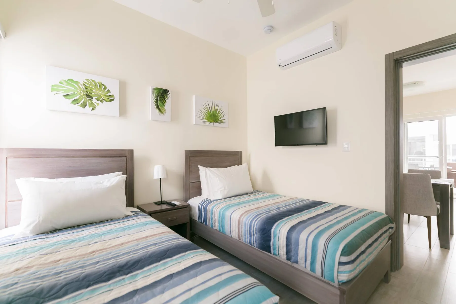 Paseo Del Mar B3A_200Mbps_Pool_Walk to Beach & Dining!