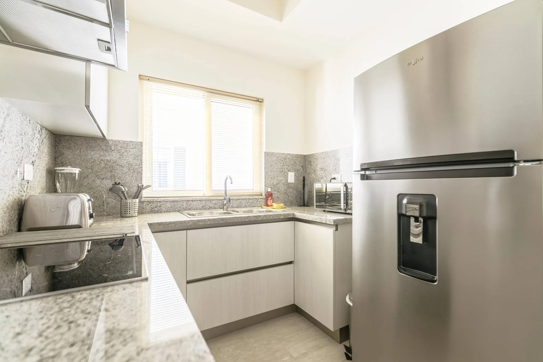 Paseo Del Mar B3A_200Mbps_Pool_Walk to Beach & Dining!