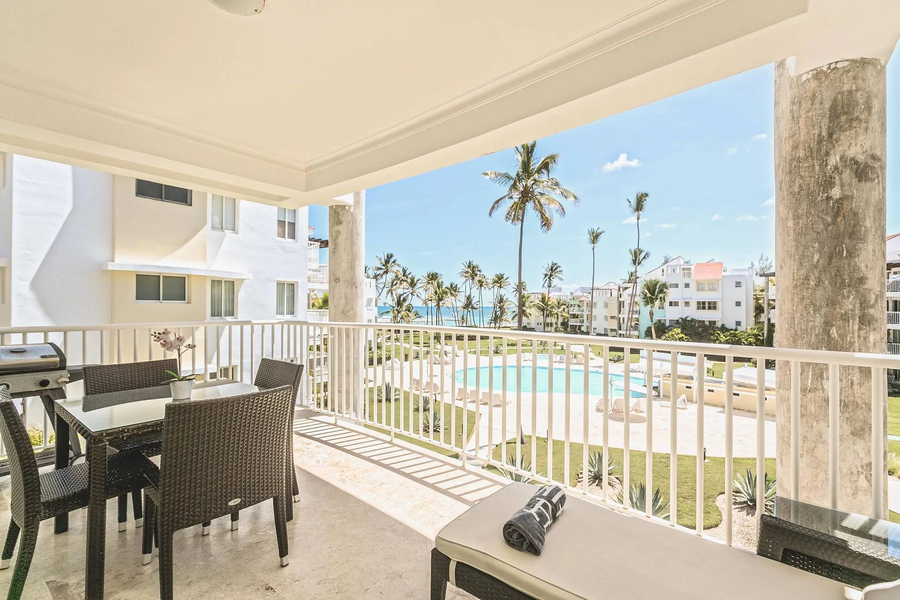 Playa Turquesa D303_80Mbps_Private Beach Access_BBQ_Pools