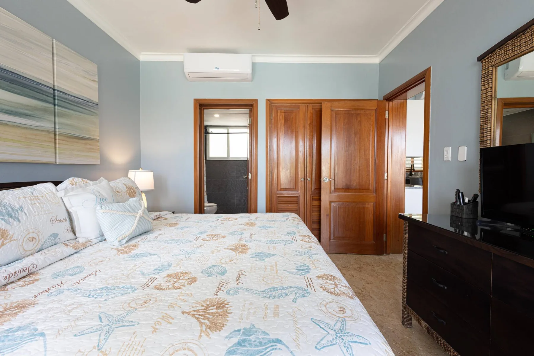 Playa Turquesa K403LO_200Mbps_Private Beach Access