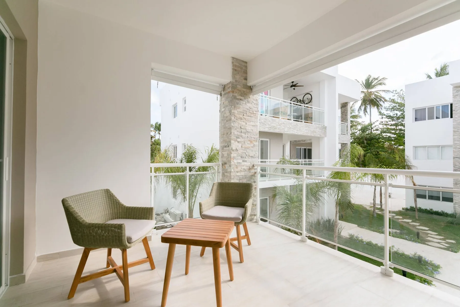 Paseo Del Mar B2B_200Mbps_Pool_Walk to Beach & Dining!