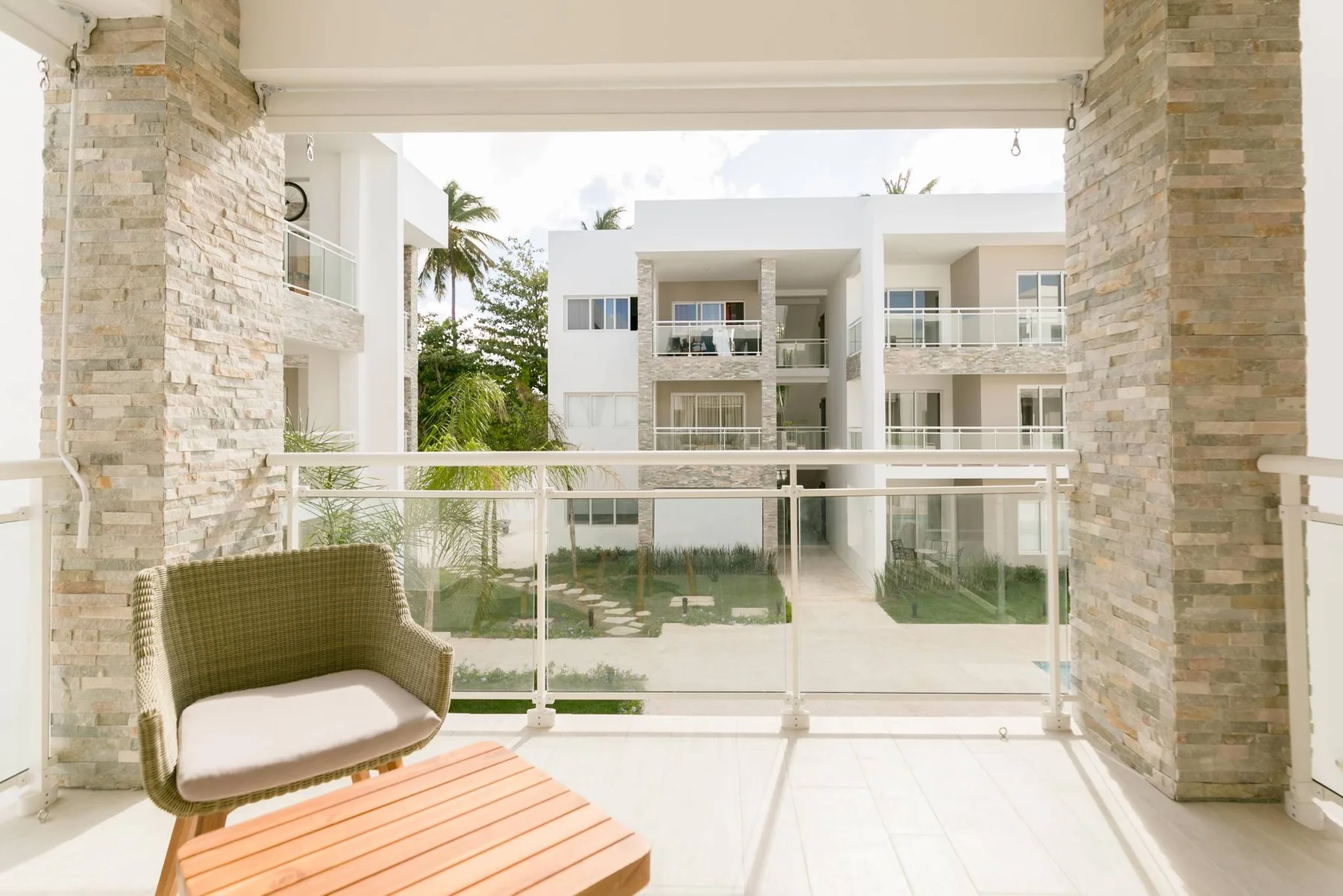 Paseo Del Mar B2B_200Mbps_Pool_Walk to Beach & Dining!
