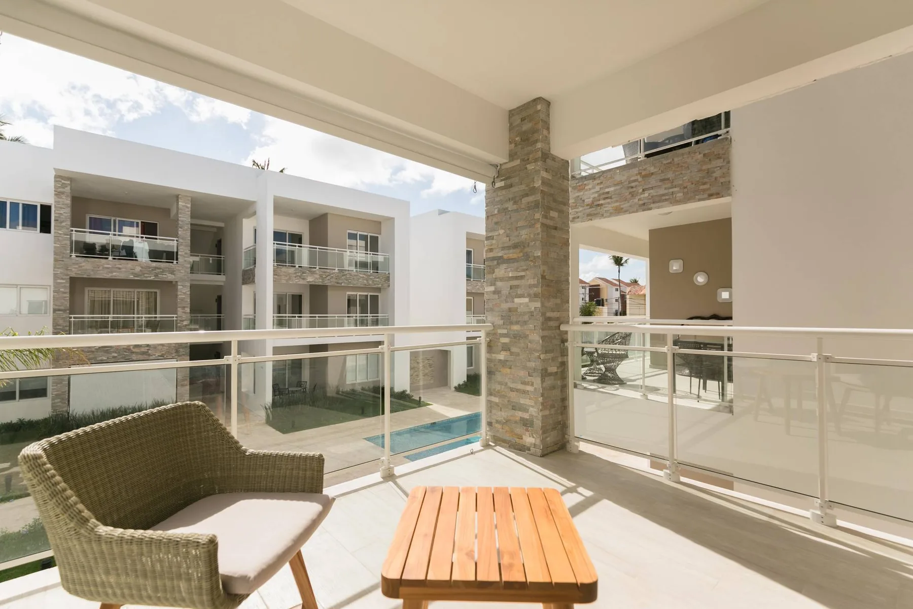 Paseo Del Mar B2B_200Mbps_Pool_Walk to Beach & Dining!