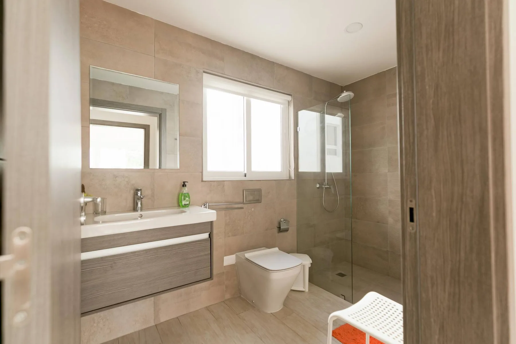 Paseo Del Mar B2B_200Mbps_Pool_Walk to Beach & Dining!
