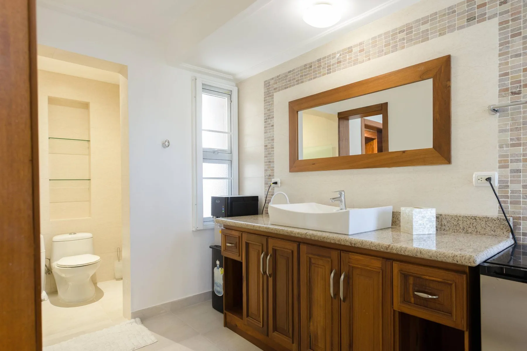 Estrella Del Mar E6LO_200Mbps_BBQ_Pool_Walk to Beach