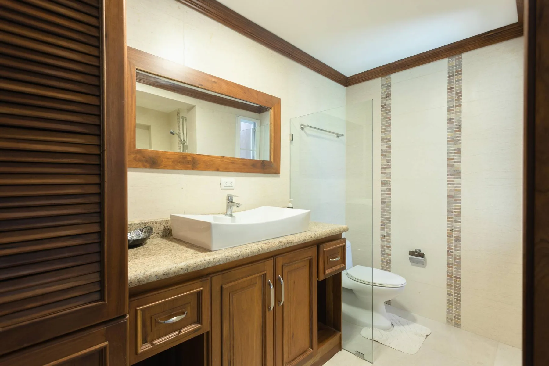 Estrella Del Mar E6LO_200Mbps_BBQ_Pool_Walk to Beach