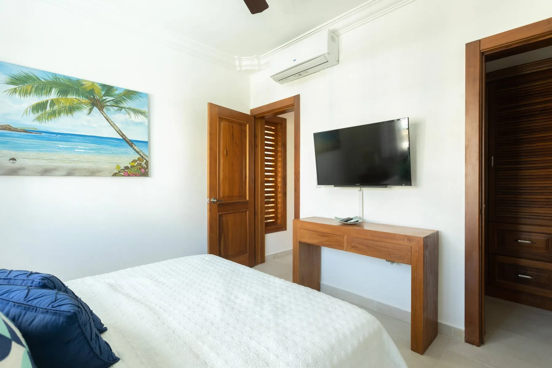 Estrella Del Mar E6LO_200Mbps_BBQ_Pool_Walk to Beach